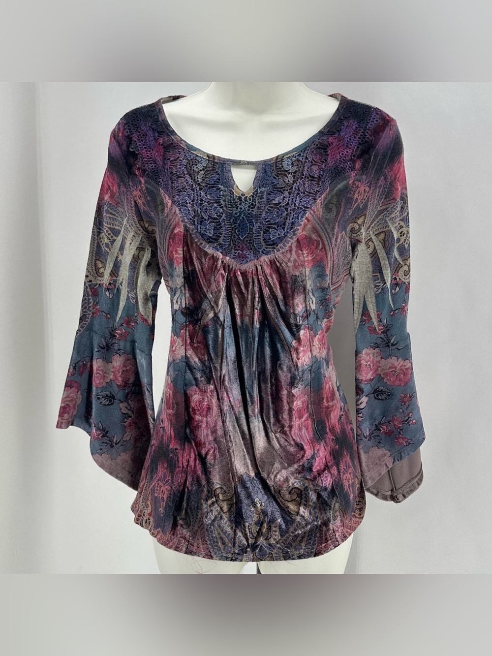 World Unity multicolored floral shirt